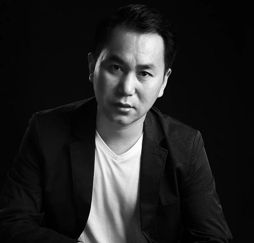 李明